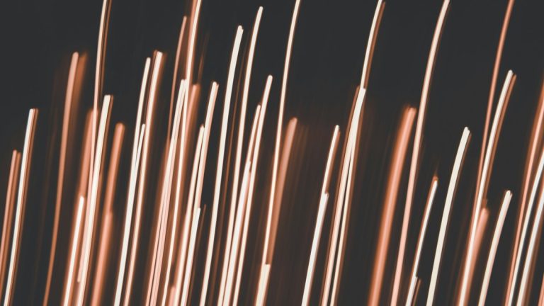 a close up of a bunch of copper wires